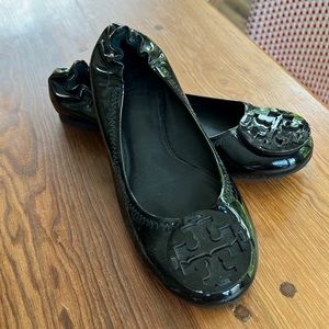 Tory Burch Black Patent Ballerina Flats, Size 5.